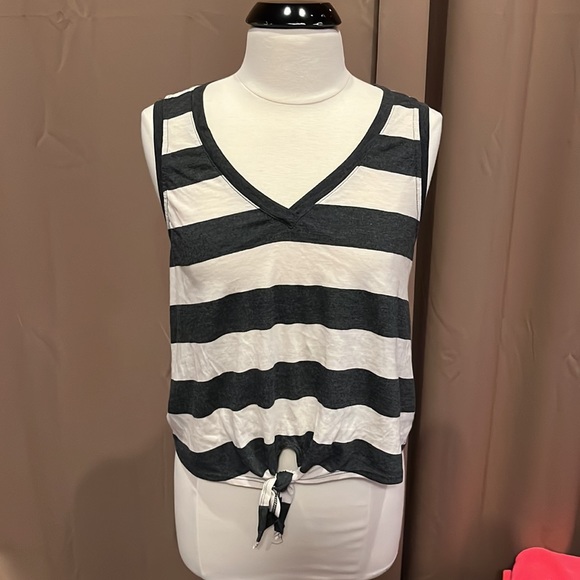 NWOT striped blouse - Picture 1 of 4